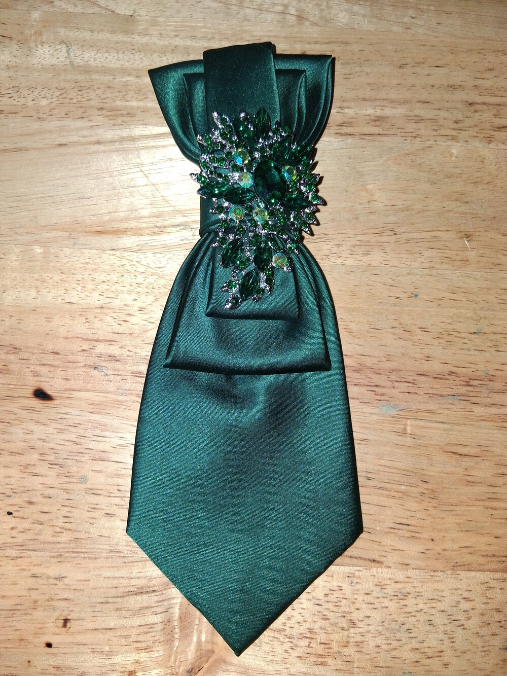 Emerald Green Satin Cravat with Gem Brooch